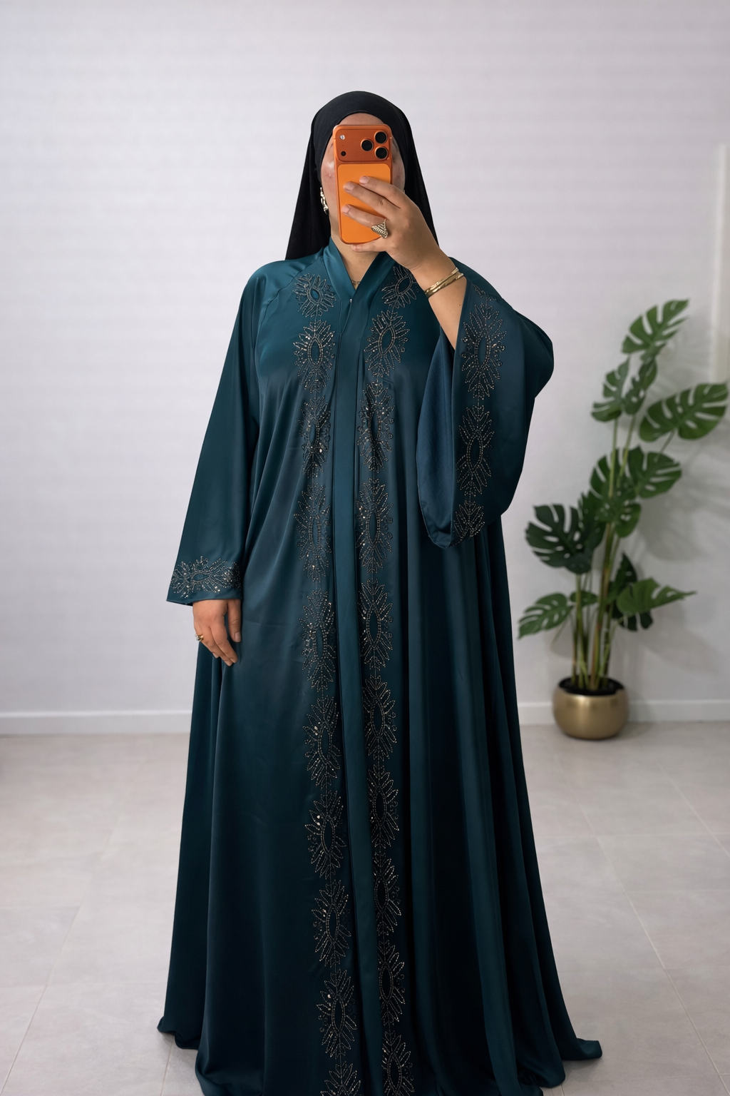 Abaya lilya